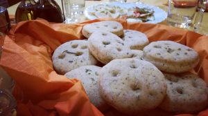 Hemp and potato small bread